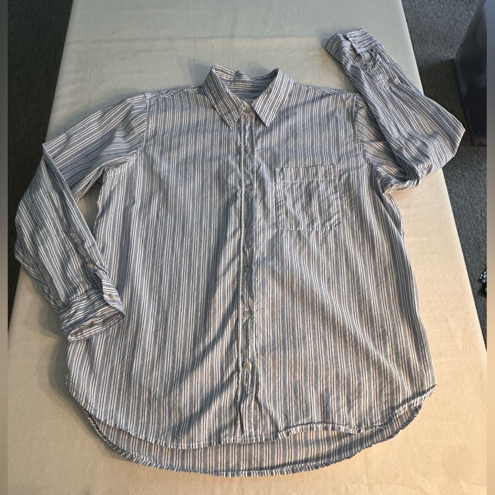 Universal Thread Oversized Lightweight Button Up … - image 6